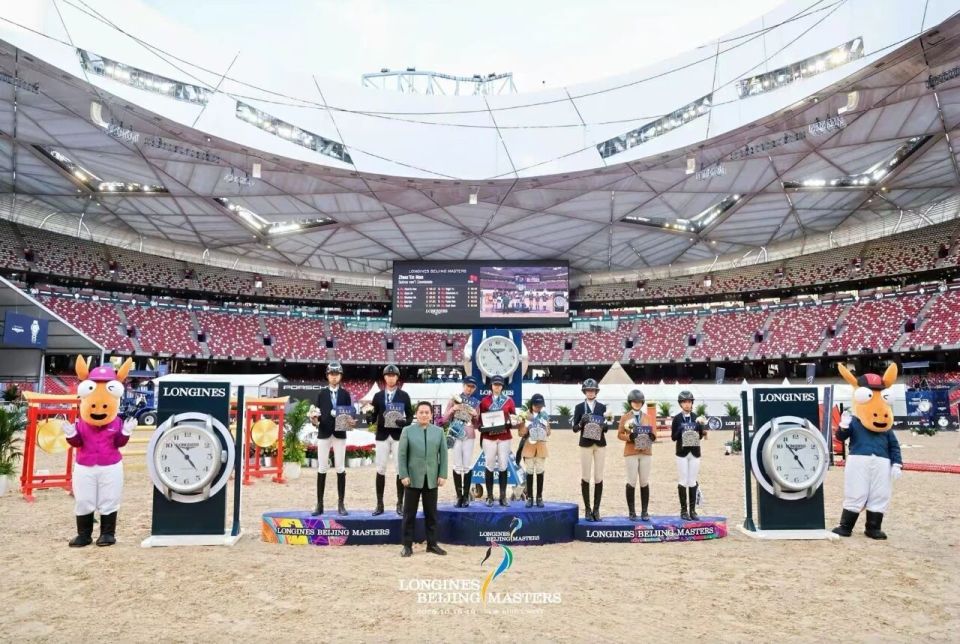 在成功跨越 在成功跨越